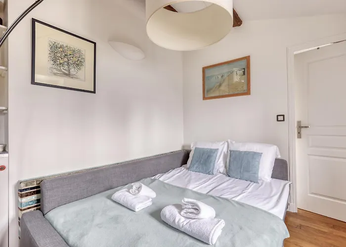 Appartement Homely & Pleasant T2 Flat In The Heart Of *